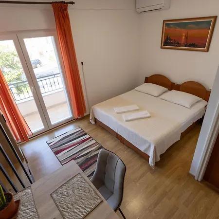 Lance Apartment